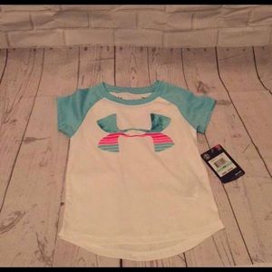 Girls Under Armour heat gear shirt.